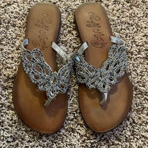 Naughty Monkey Beaded Flip flops (6)